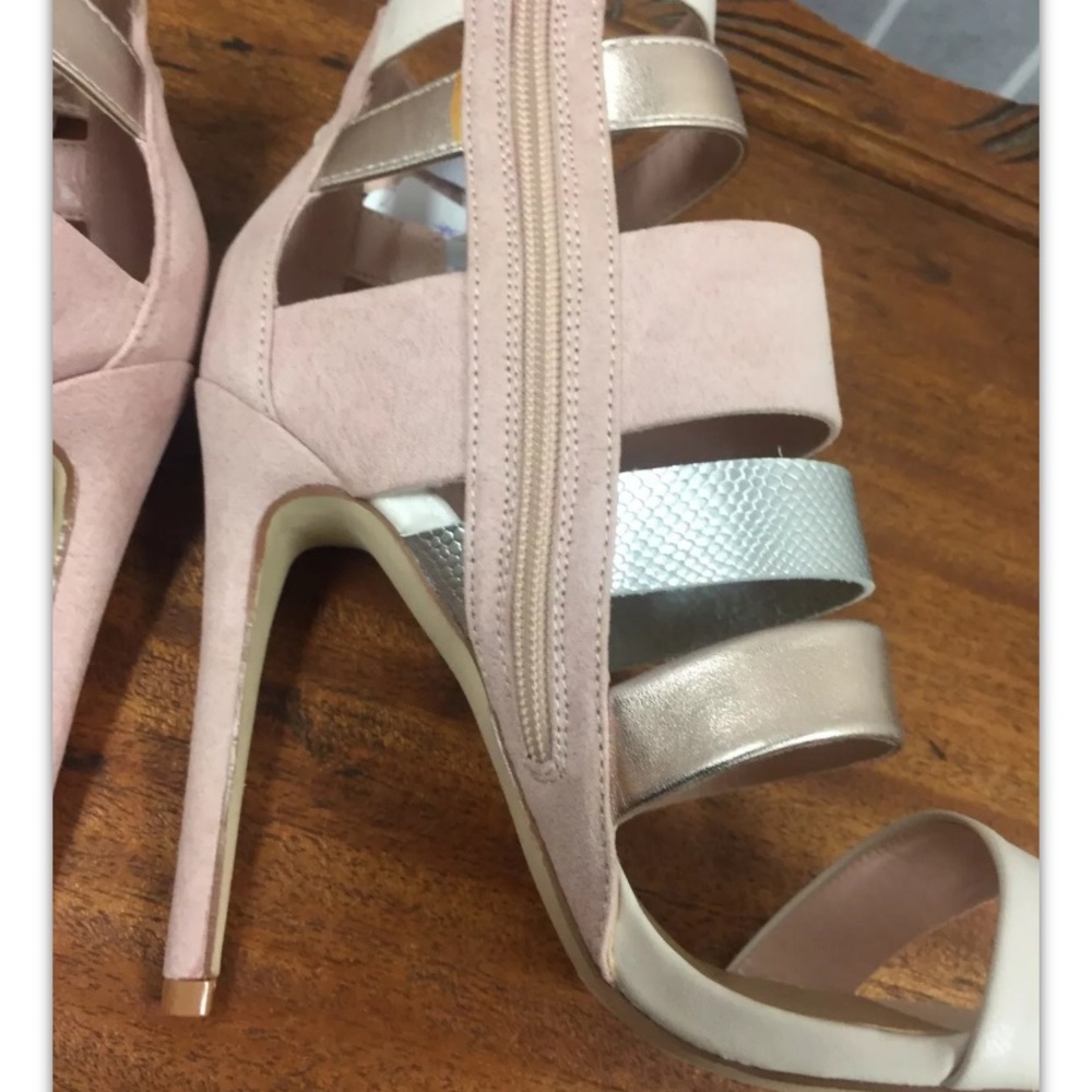 JustFab,shoes, strappy style,pink/silver,size7.5.: - Picture 7 of 11